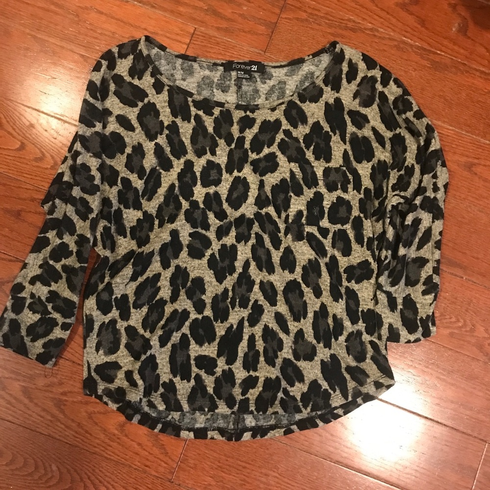 Leopard top